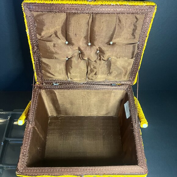 Vintage Sears Yellow & Brown Woven Wicker Hinged Lid Sewing Basket Box w/ Handle - Picture 9 of 11